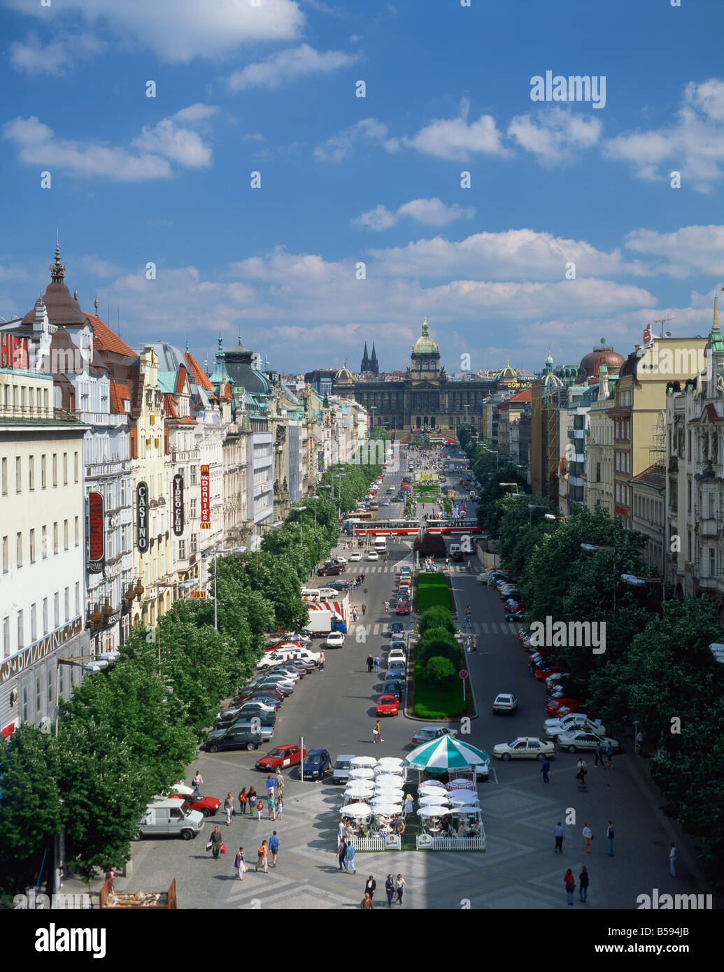 Piazza Venceslao nella città di Praga Repubblica Ceca Europa Foto Stock