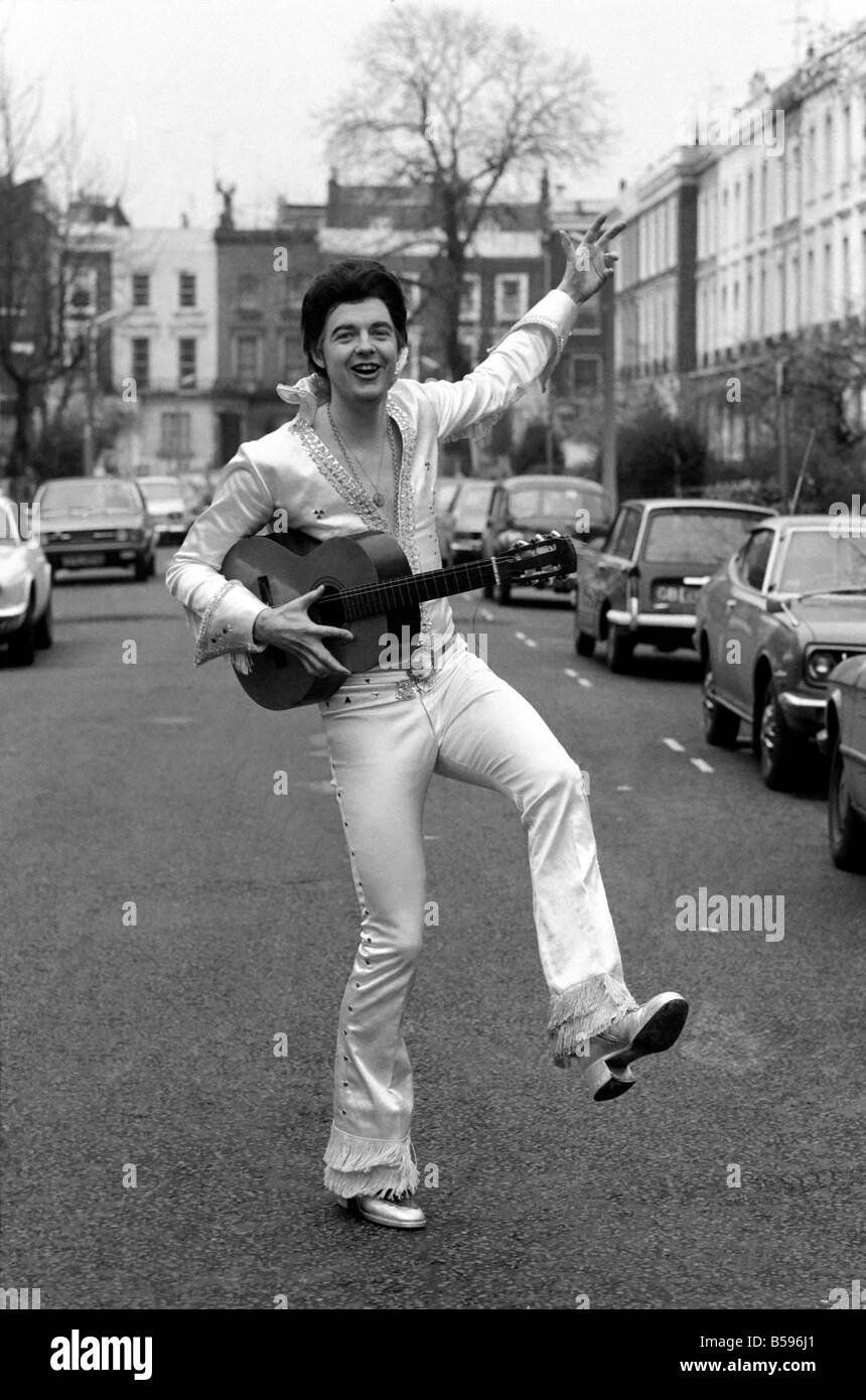 Rock Faraone - Tim Rice - Elvis Presley. La prossima settimana di Tim Rice raggiungerà un'ambizione detenute da molti - a comparire sul palco. Ma Foto Stock