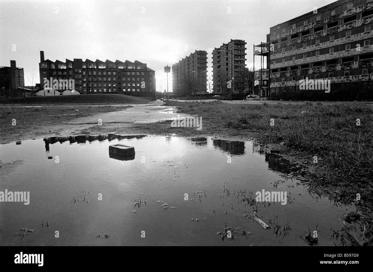 Glasgow: architettura. Scene generale dal Gorbals erano pochi dei vecchi edifici tenement rimangono. Per il rinnovamento urbano della zona Foto Stock