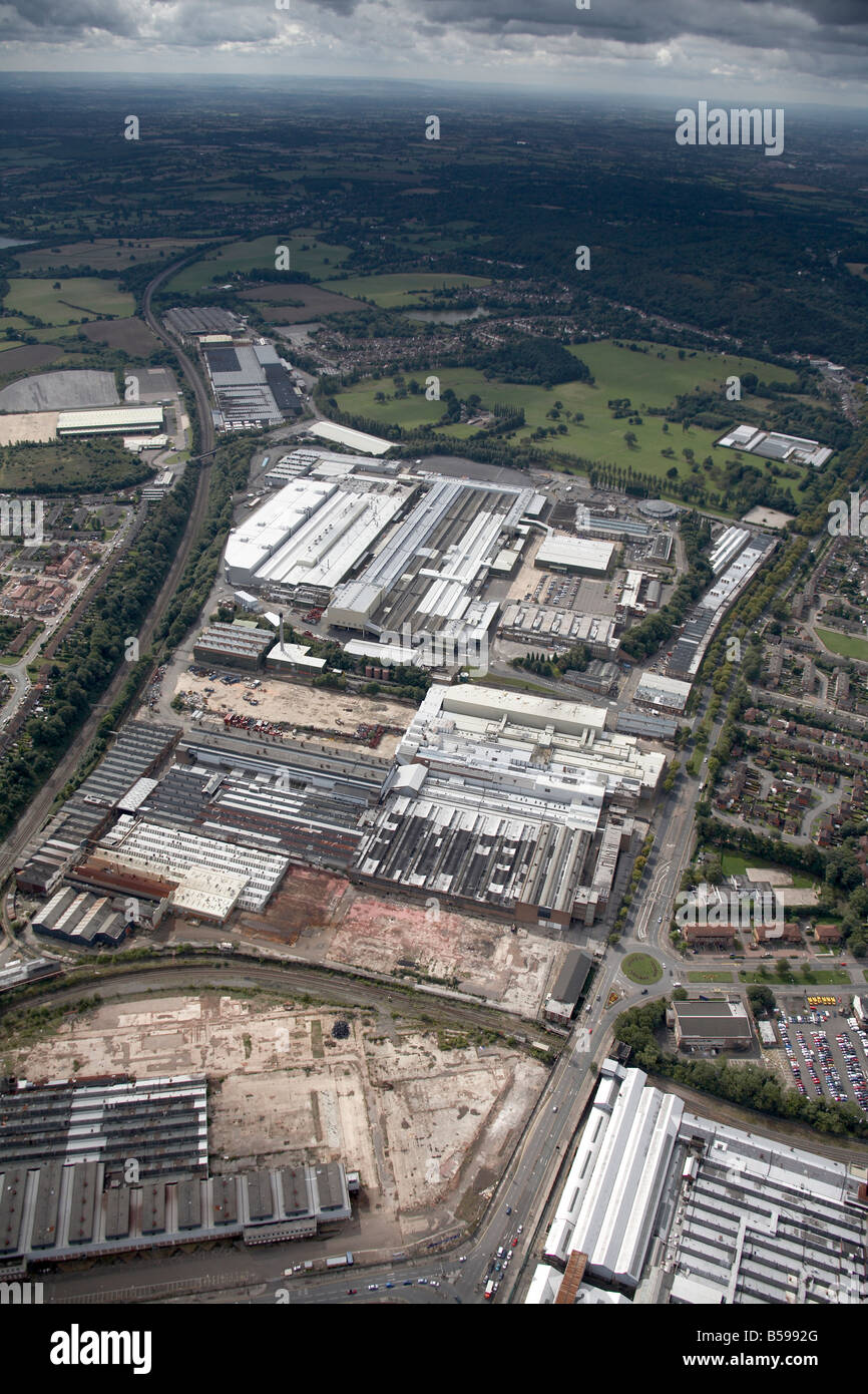 Vista aerea a ovest della MG Rover fabbrica case suburbane paese campi serbatoio Bittel Lickey Road Rednal Birmingham B45 REGNO UNITO Foto Stock
