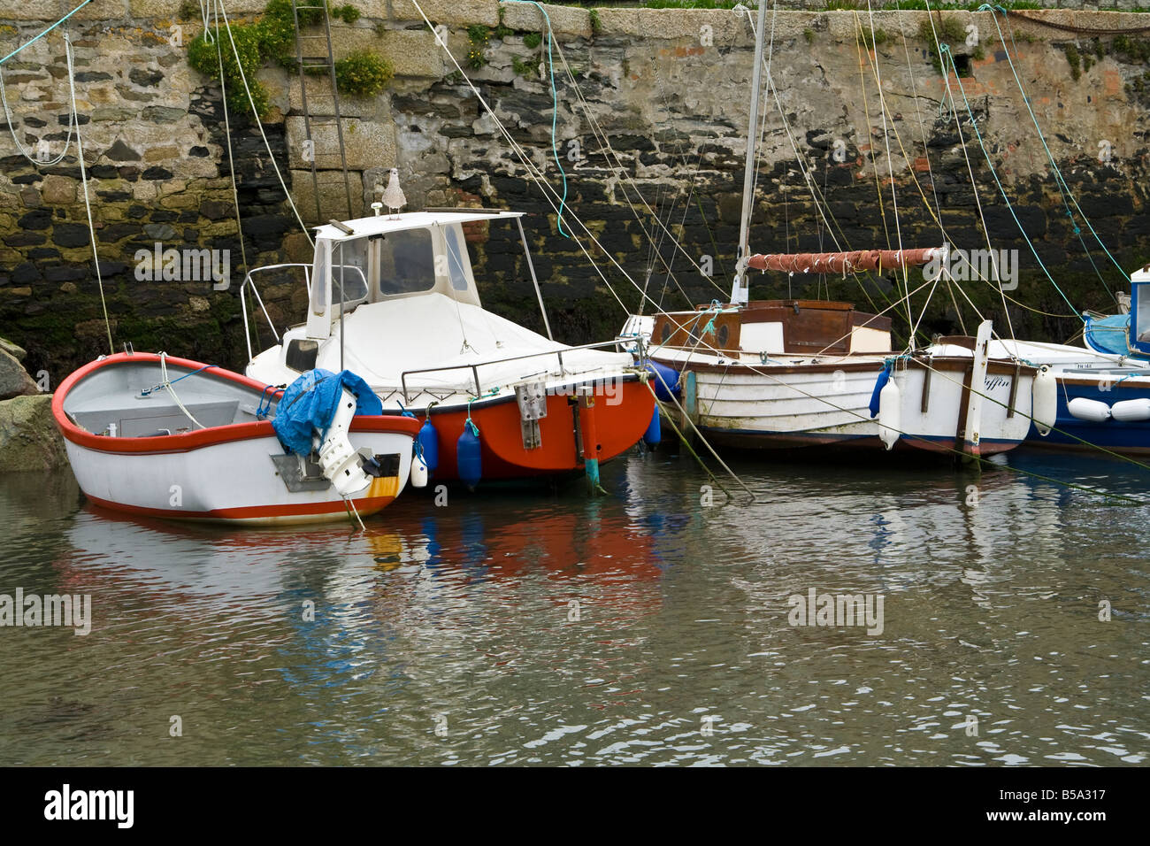 Barche nel porto, UK. Foto Stock