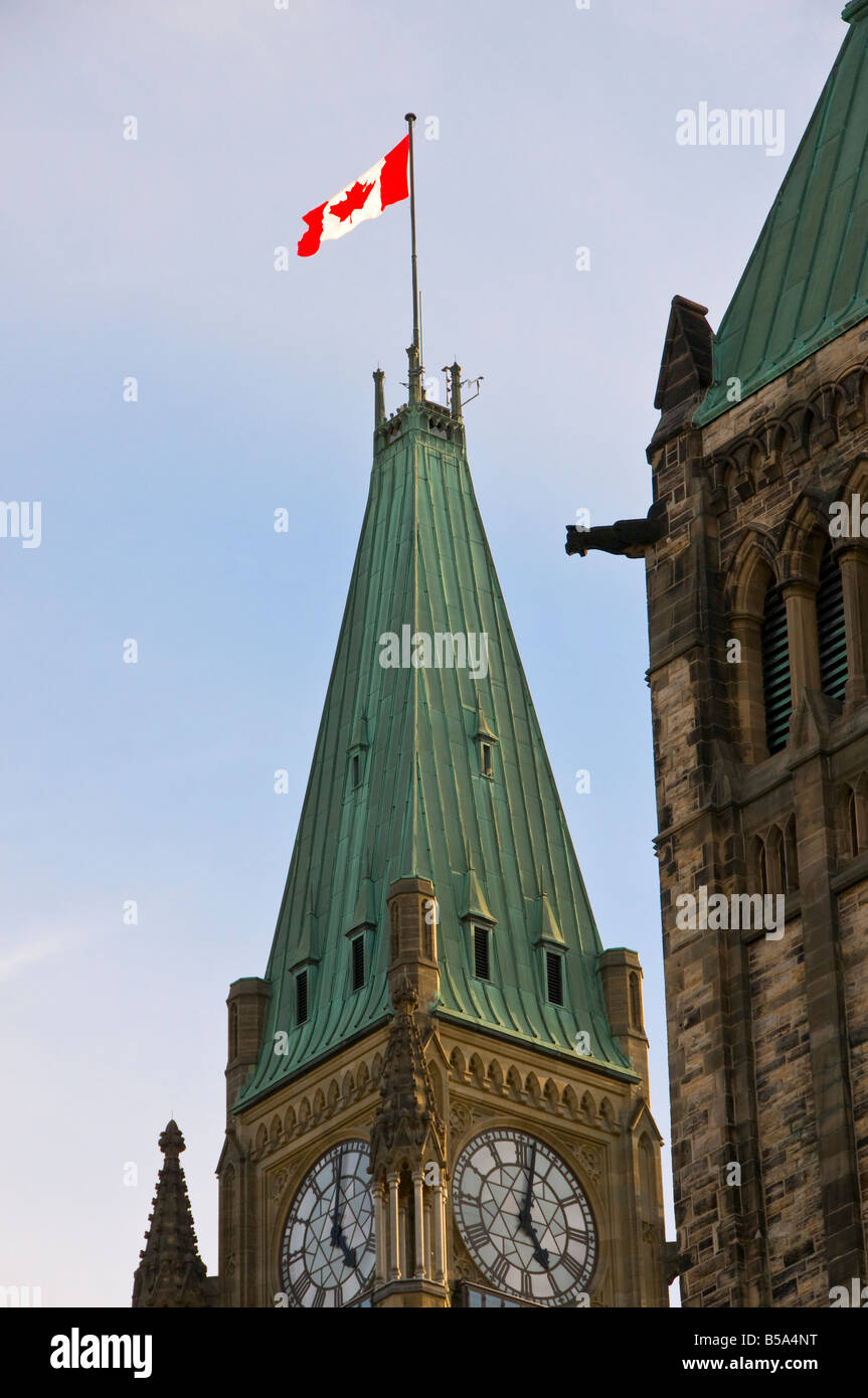 Torre di pace Parlamento canadese Ottawa Ontario Canada Foto Stock