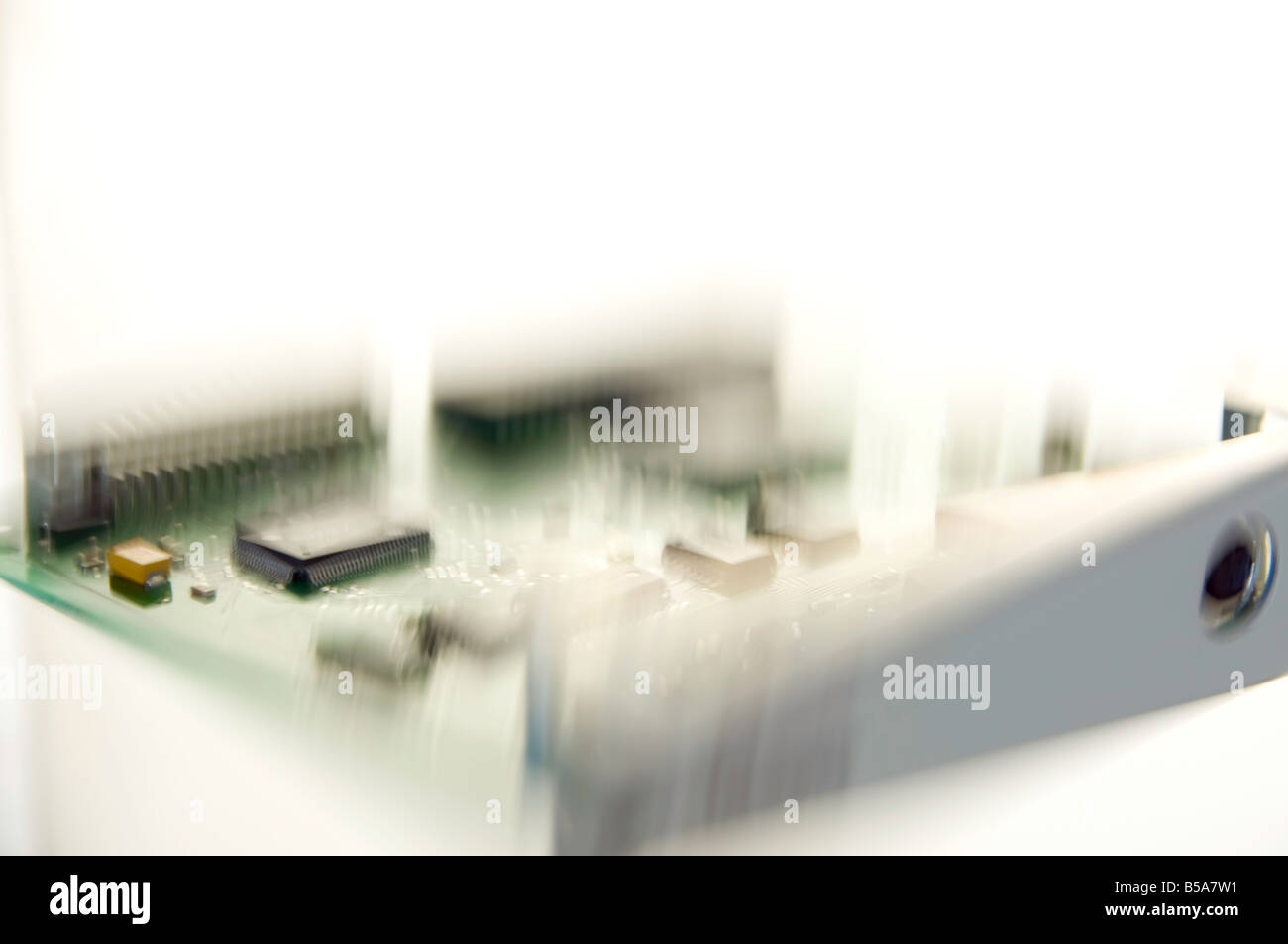 Impressionistica vista della scheda madre verde da personal computer Foto Stock