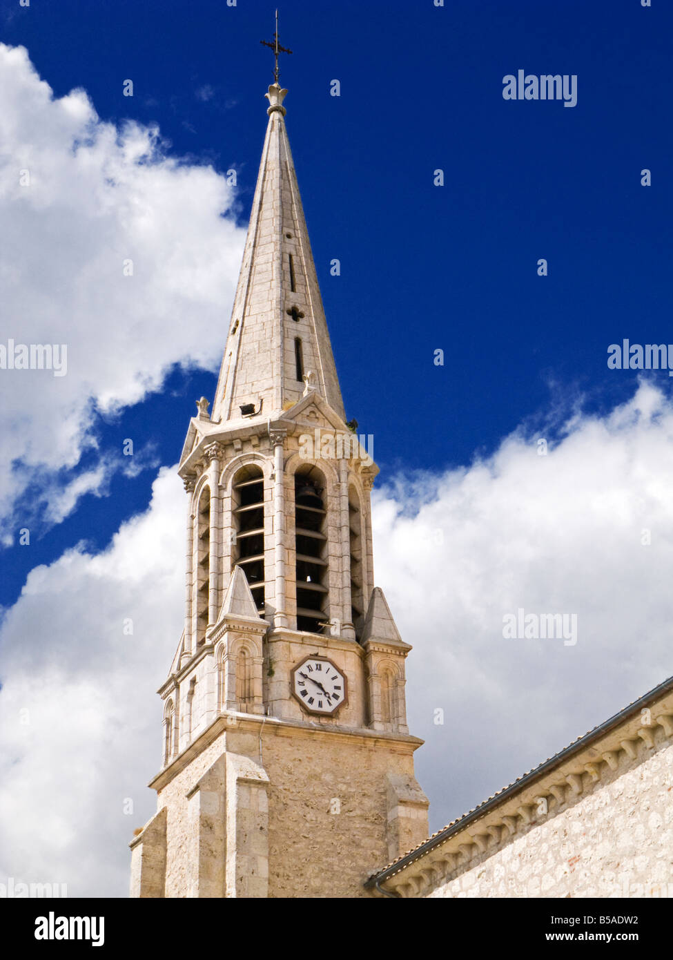 Campanile torre campanaria e orologio, Francia, Europa Foto Stock