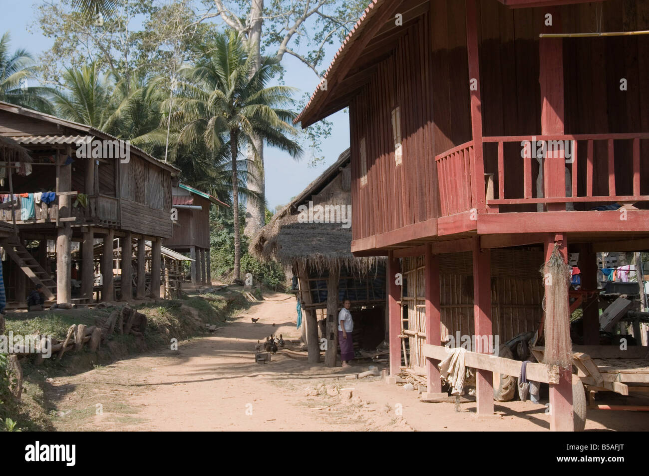 Gom Dturn, a Lao Luong villaggio nella zona del Triangolo d'oro di Laos, Indocina, sud-est asiatico Foto Stock Gom Dturn, a Lao Luong villaggio nella zona del Triangolo d'oro di Laos, Indocina, sud-est asiatico Foto Stock