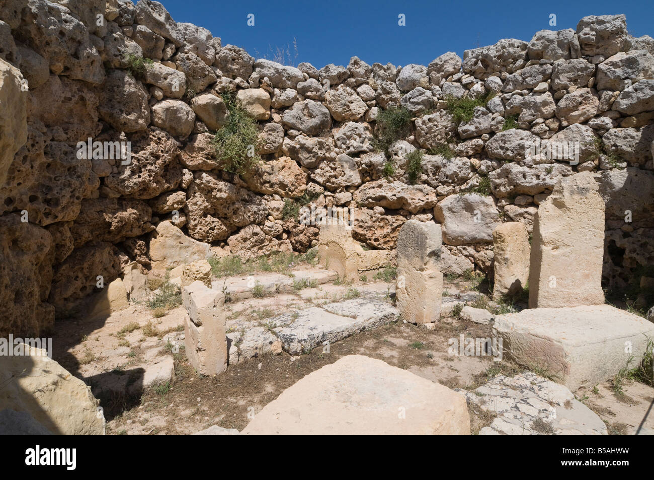 Ggantija, un tempio preistorico costruito attorno al 3000 A.C. circa, Sito Patrimonio Mondiale dell'UNESCO, Gozo, Malta, Europa Foto Stock