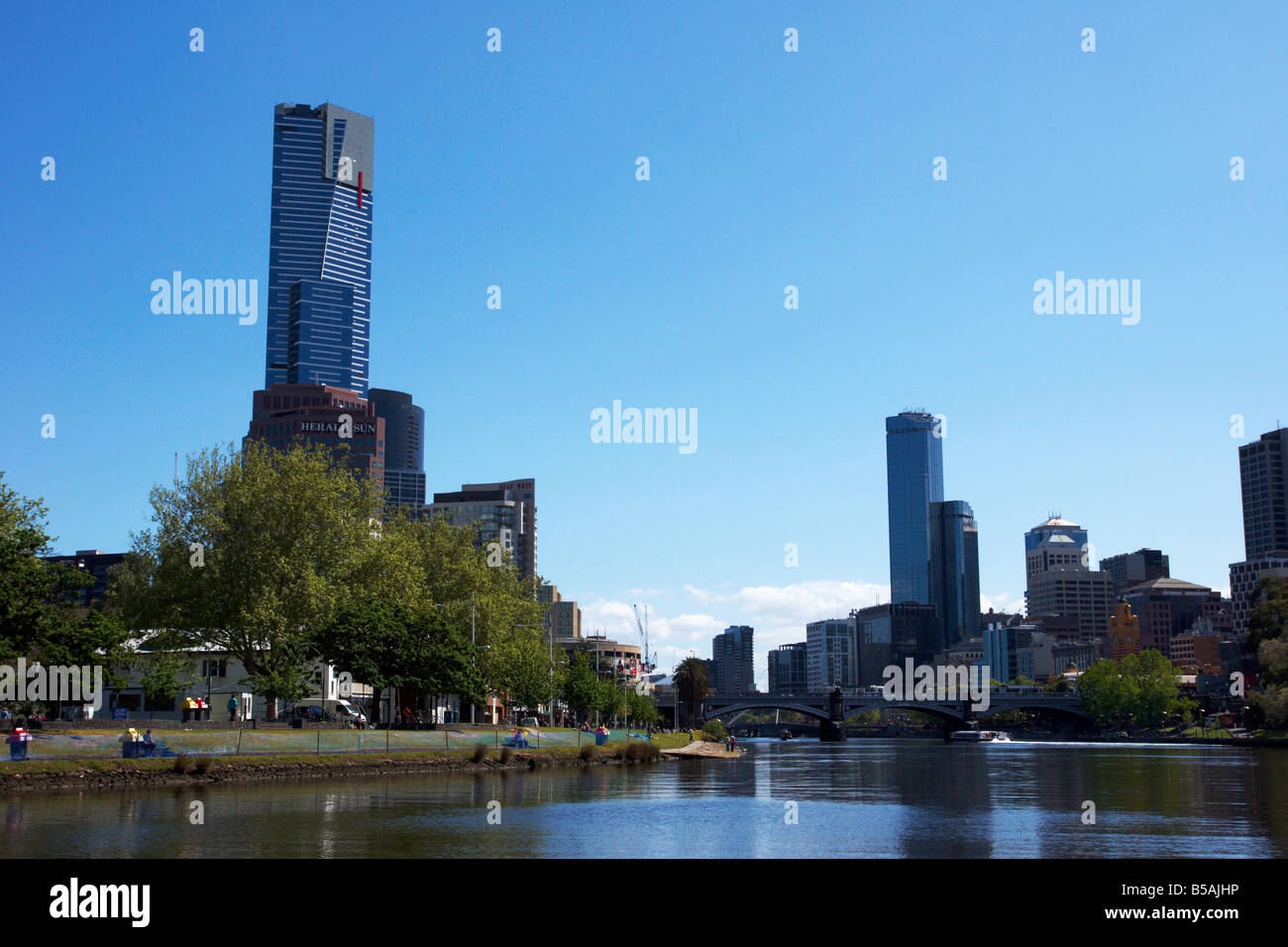 La città di Melbourne dal fiume Yarra, Foto Stock