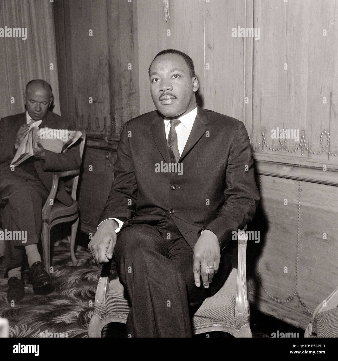 Martin Luther King Novembre 1964 arrivarono a Londra ieri ha tenuto una conferenza stampa presso il Savoy 1960s Foto Stock