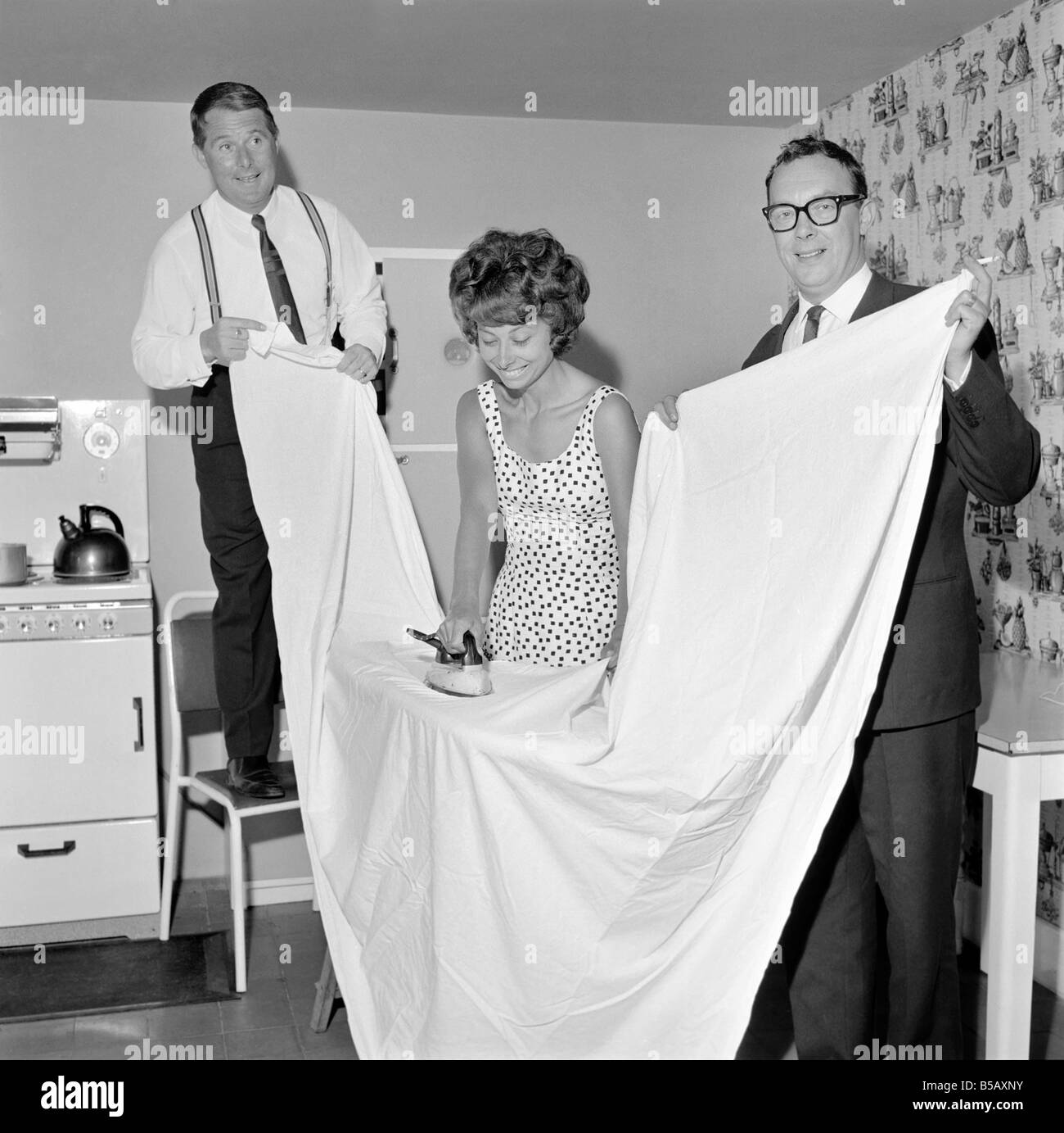 Eric Morecambe e Erine saggia comie TV double act. 1963 A973a Foto Stock