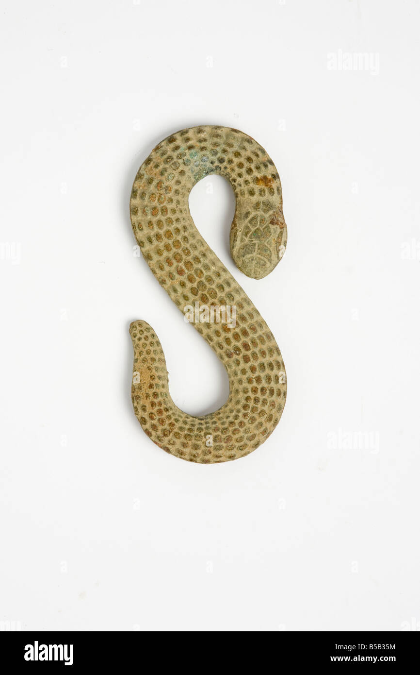 Cinghia di bronzo a forma di gancio come un serpente REGNO UNITO Foto Stock