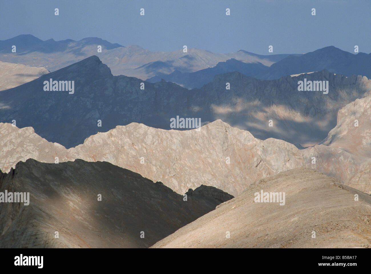 Vista sul Plateau Yedigoller dal Monte Embler sui monti Taurus Anatolia Turchia Asia Minore Eurasia Foto Stock