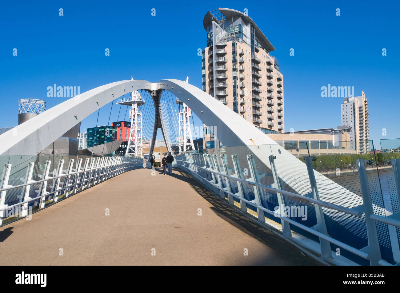 Il Lowry Centre Salford Quays sul Manchester Ship Canal Foto Stock