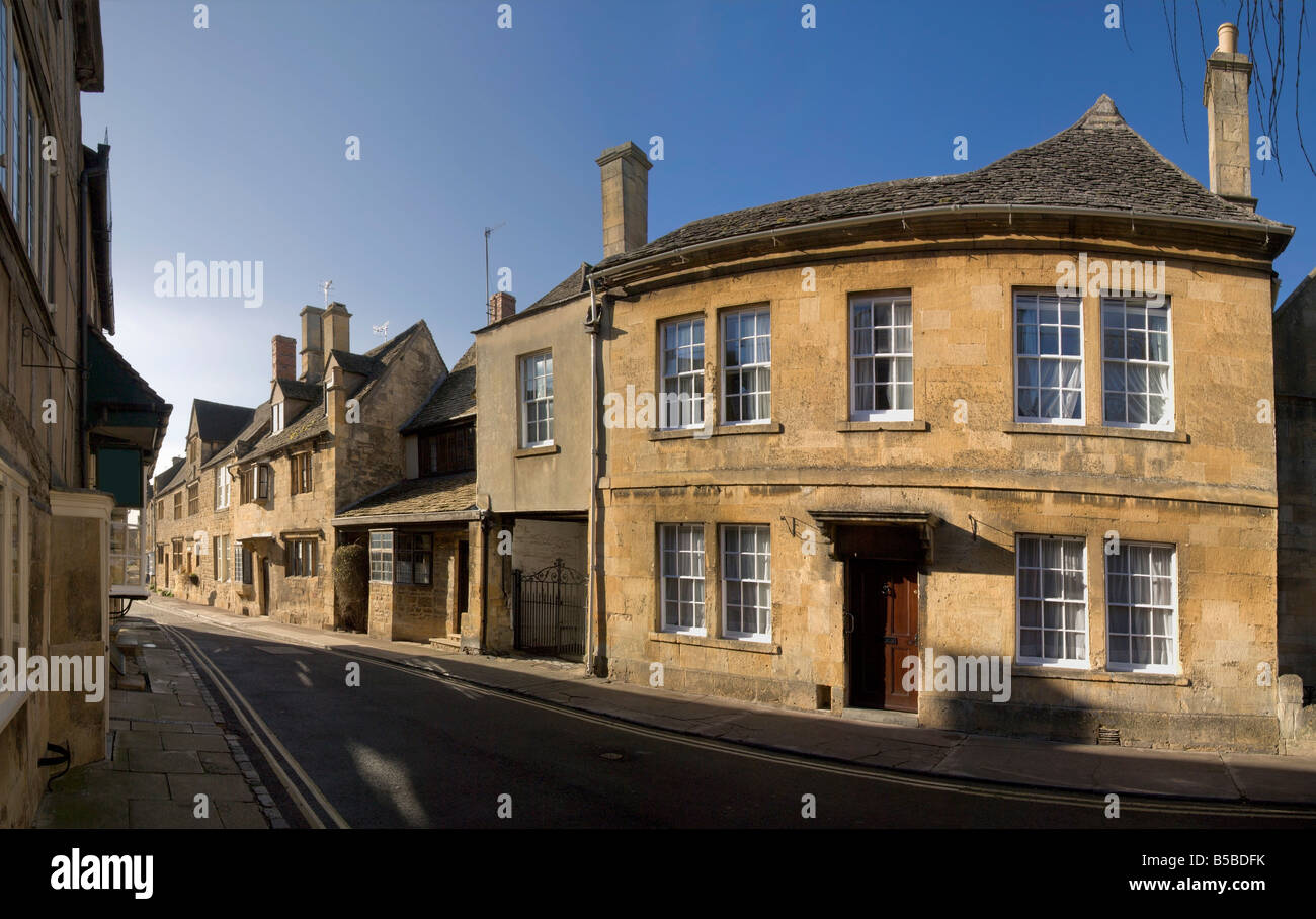 Una strada in Chipping Campden Gloucestershire Cotswolds England Regno Unito Europa Foto Stock