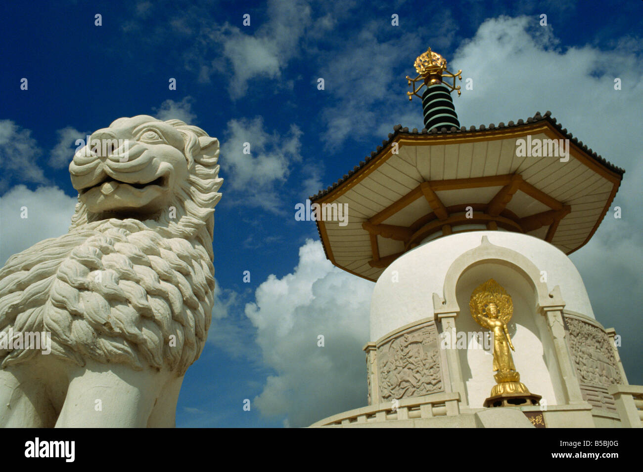 Pace buddista Pagoda, Milton Keynes, Buckinghamshire, Inghilterra, Europa Foto Stock