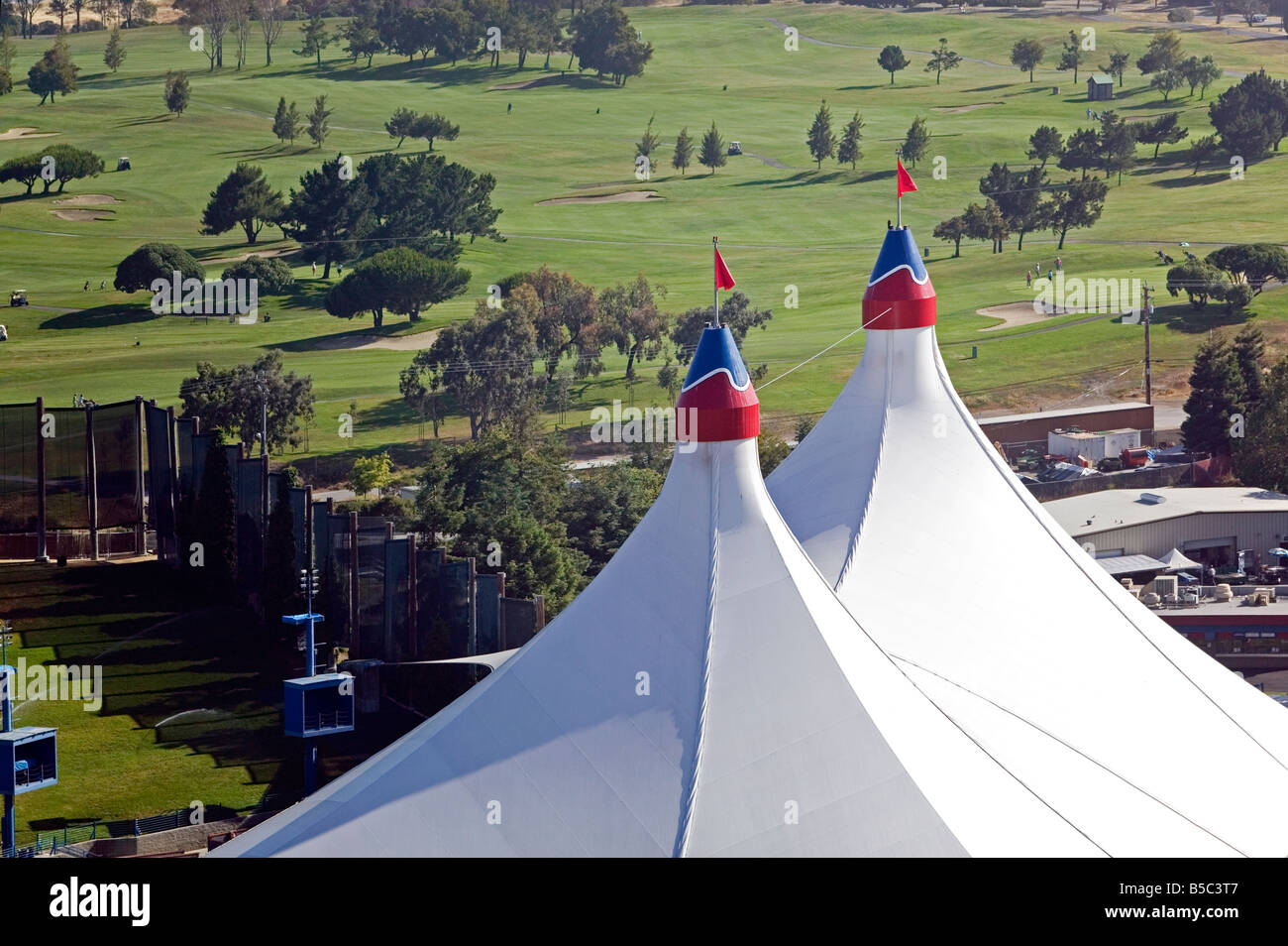 Vista aerea sopra litorale anfiteatro Vista Montagna Silicon Valley in California Foto Stock
