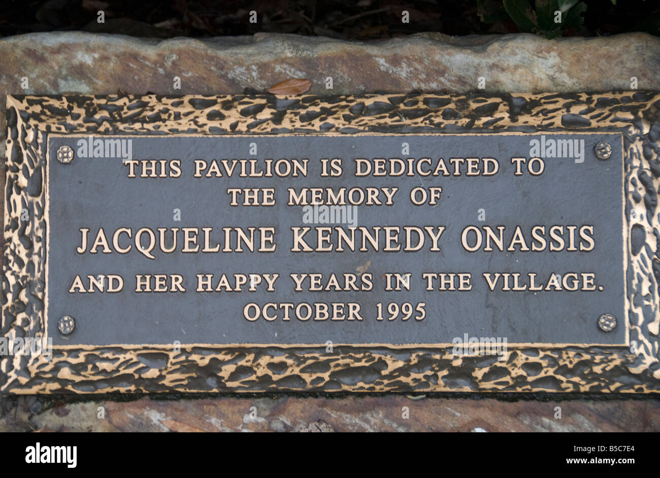 Placca alla Jackie Kennedy Onassis Pavillion, dedicato in onore della ex first lady Foto Stock