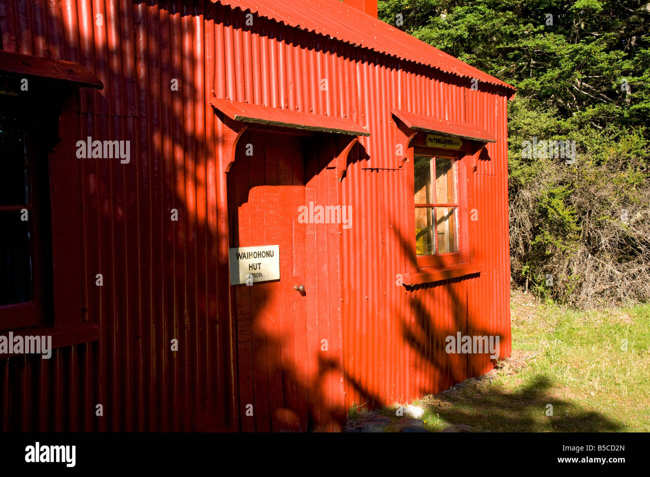 Il vecchio Waihohonu Hut, Tongariro circuito nord, nord Isola, Nuova Zelanda Foto Stock