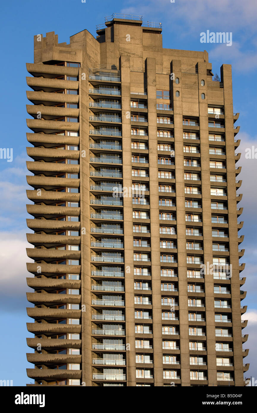 Appartment blocco presso il Barbican Centre di Londra Foto Stock