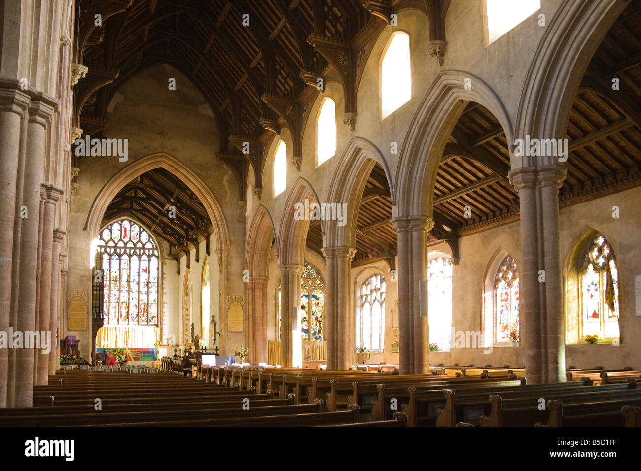 All'interno di Sant'Andrea Chiesa, Hingham, Norfolk, Regno Unito Foto Stock