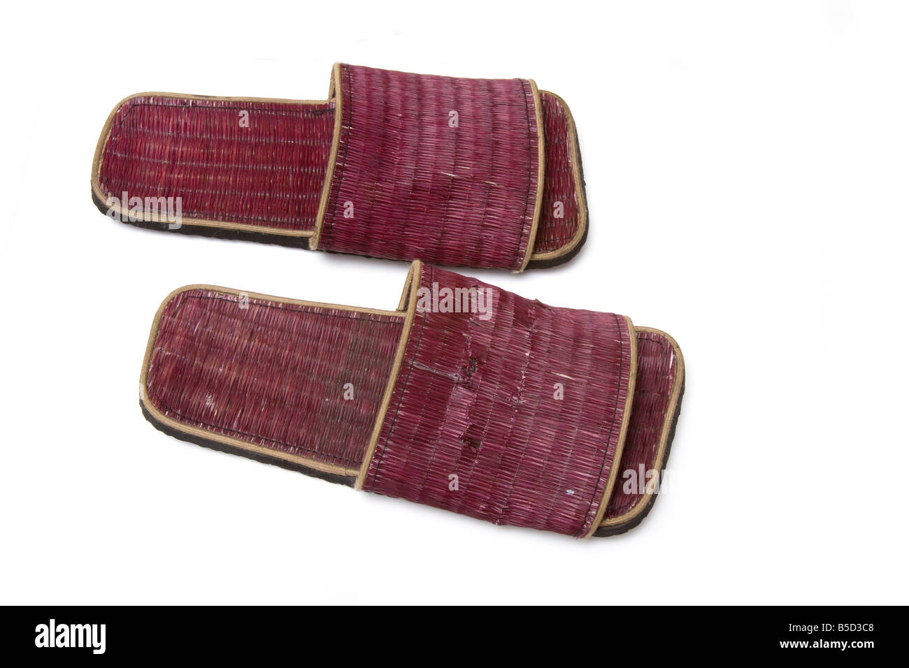 Pantofole giapponese isolato su un bianco di sfondo per studio Foto Stock