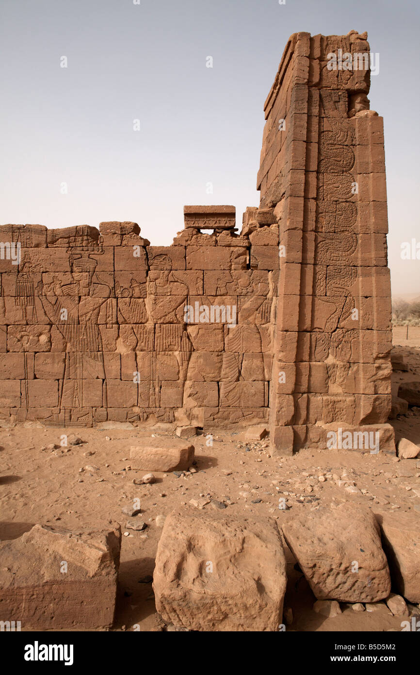 Il Tempio di Lion, uno dei templi Meroitic di Naqa, Sudan, Africa Foto Stock