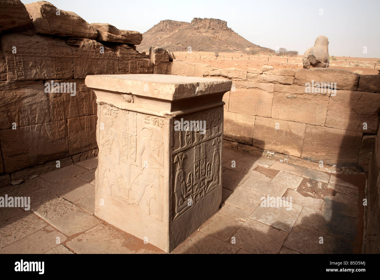Il Tempio di Amon, uno dei templi Meroitic di Naqa, Sudan, Africa Foto Stock