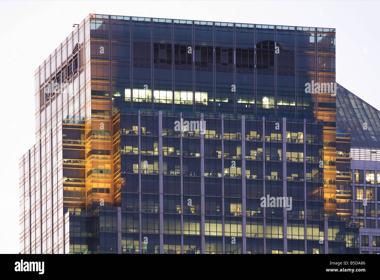 25 Canada Square Citigroup center minus è il logo aziendale Canary Wharf London Foto Stock