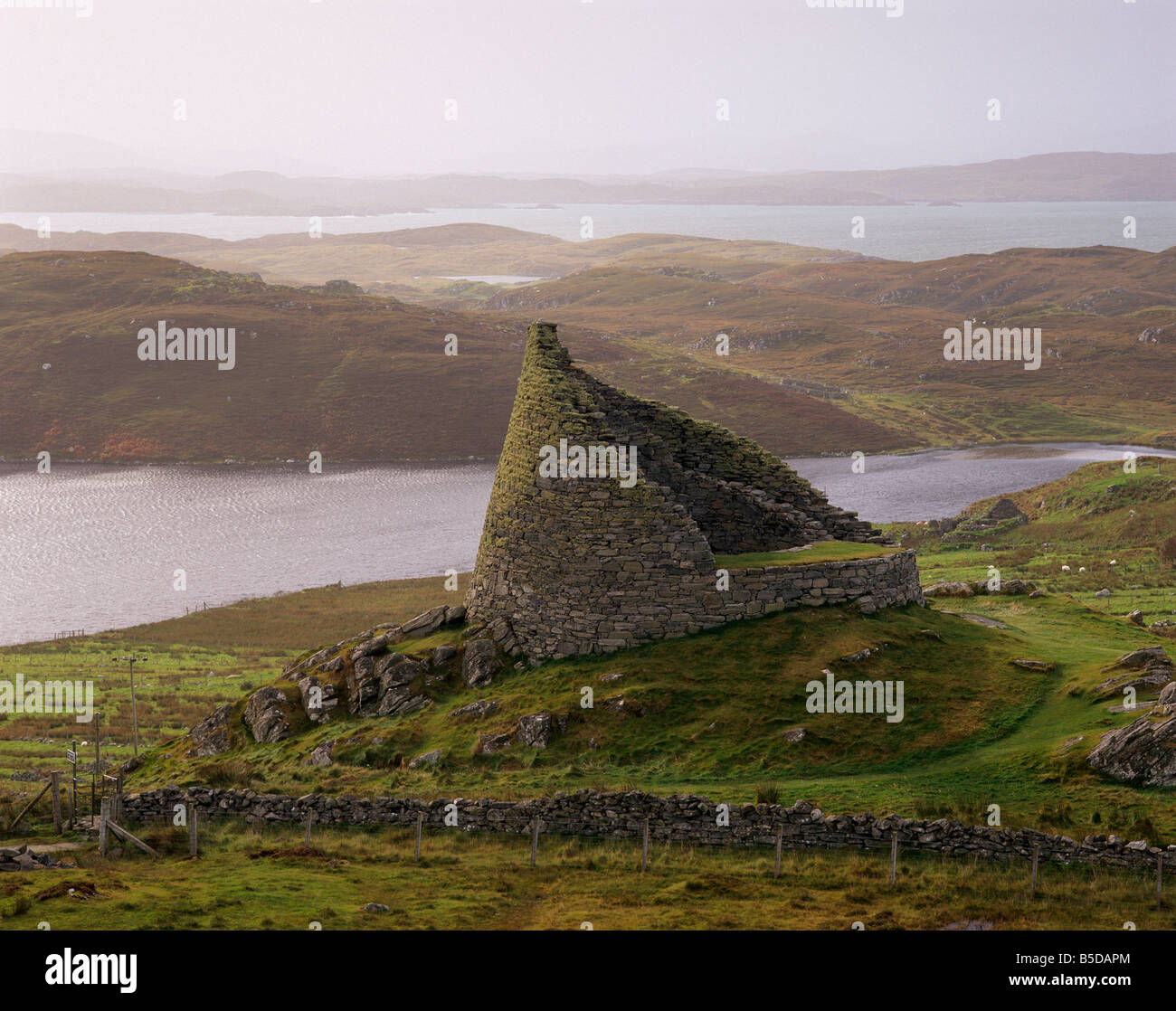 Dun Carloway broch, uno dei meglio conservati in ScotlandLewis, Ebridi Esterne, Scozia Foto Stock