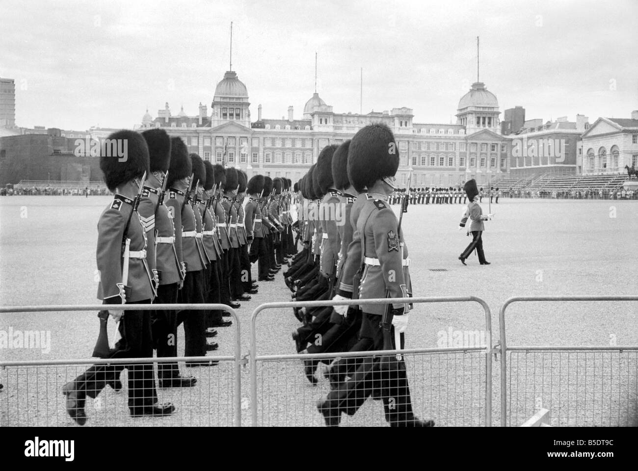 Prova del trooping della cerimonia di colore. &#13;&#10;Maggio 1975 Foto Stock