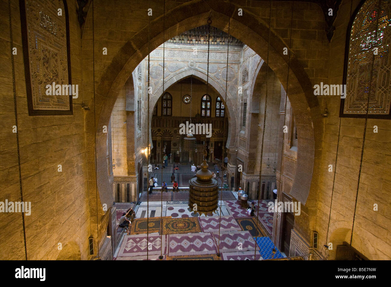 Interno al Ghouri Moschea Islamica in Il Cairo Egitto Foto Stock