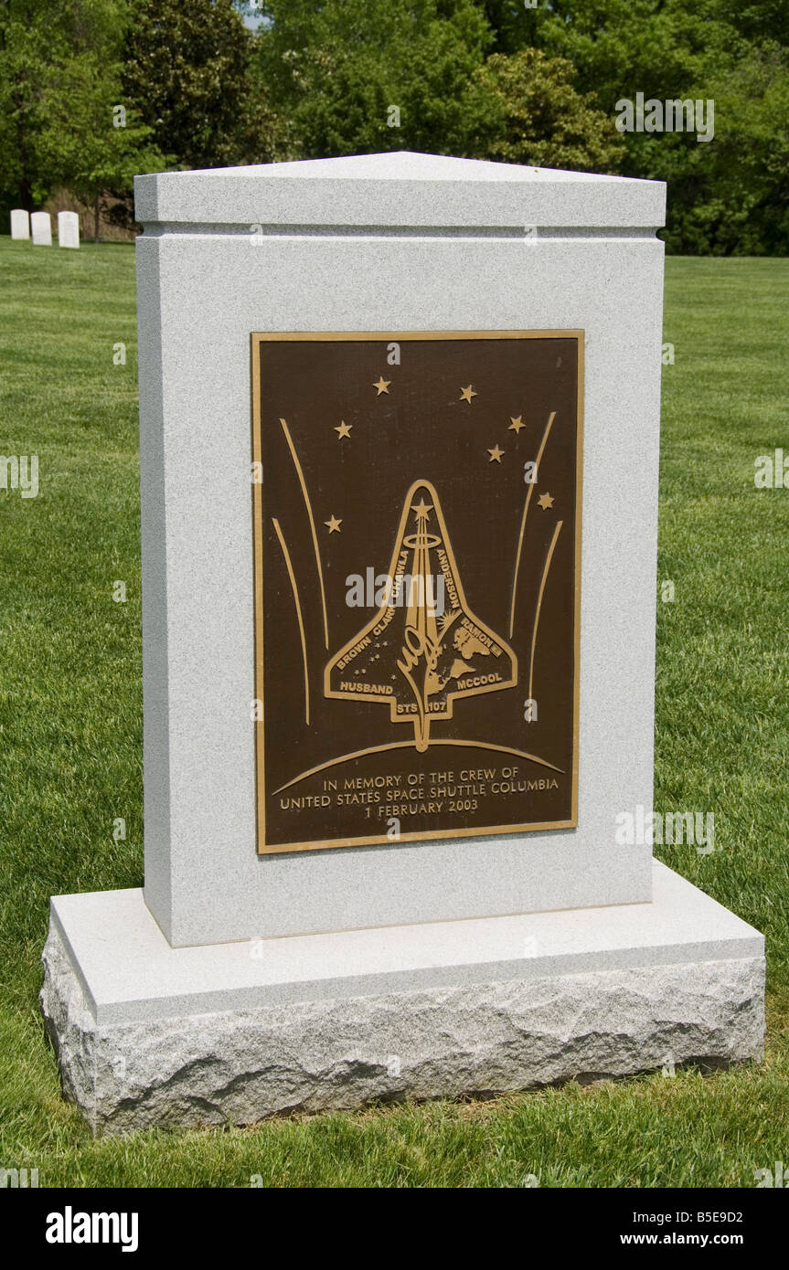 Memoriale per l'equipaggio dello Space Shuttle Columbia, il Cimitero Nazionale di Arlington, Arlington, Virginia, Stati Uniti d'America, America del Nord Foto Stock