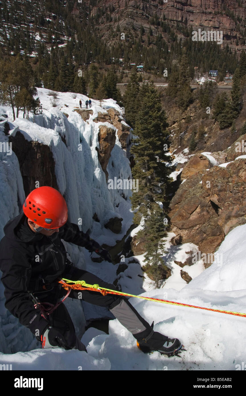 Arrampicata su ghiaccio al Parco di ghiaccio, la casella Canyon, arrampicata capitale degli Stati Uniti d'America, Ouray, Colorado, Stati Uniti d'America, America del Nord Foto Stock