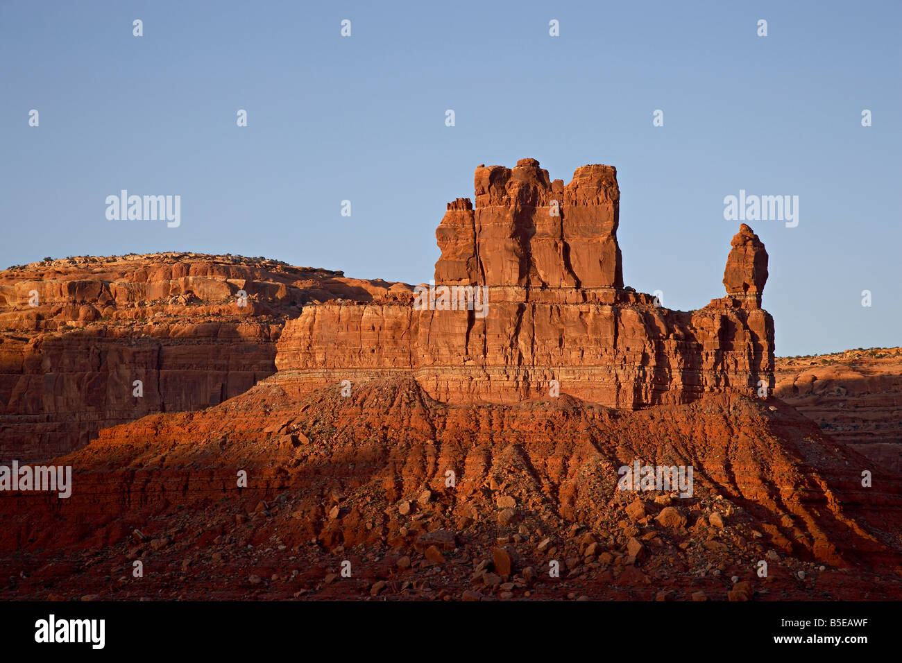 Red rock formazione al tramonto, la Valle degli Dèi, Utah, Stati Uniti d'America, America del Nord Foto Stock