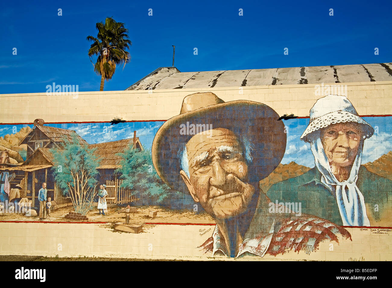 Murale di Pietro e Dan Sawatzky, 29 Palms City, nel sud della California, USA, America del Nord Foto Stock