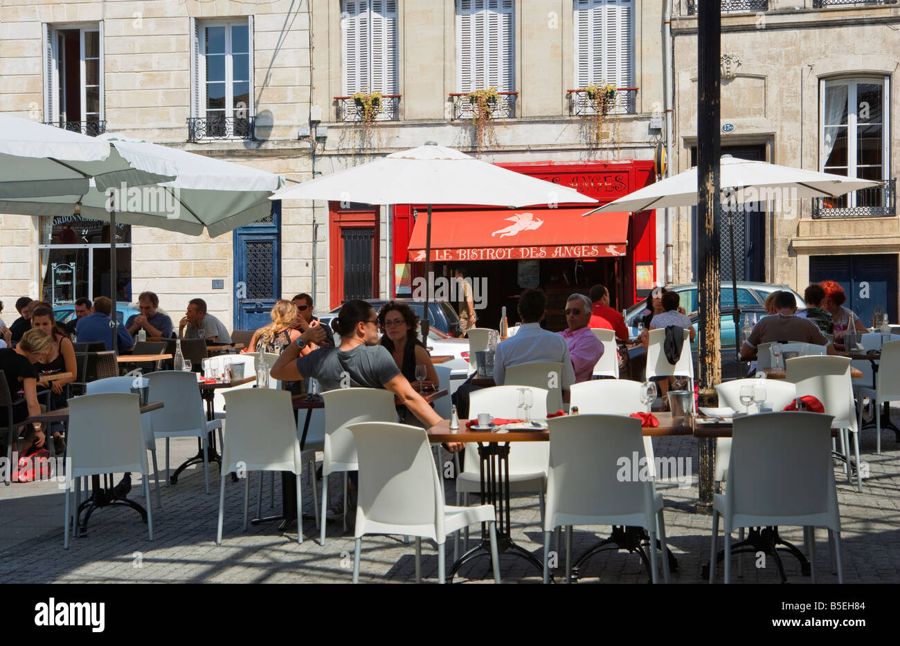Bar pub ristorante bistro Bordeaux Francia - Francese Foto Stock