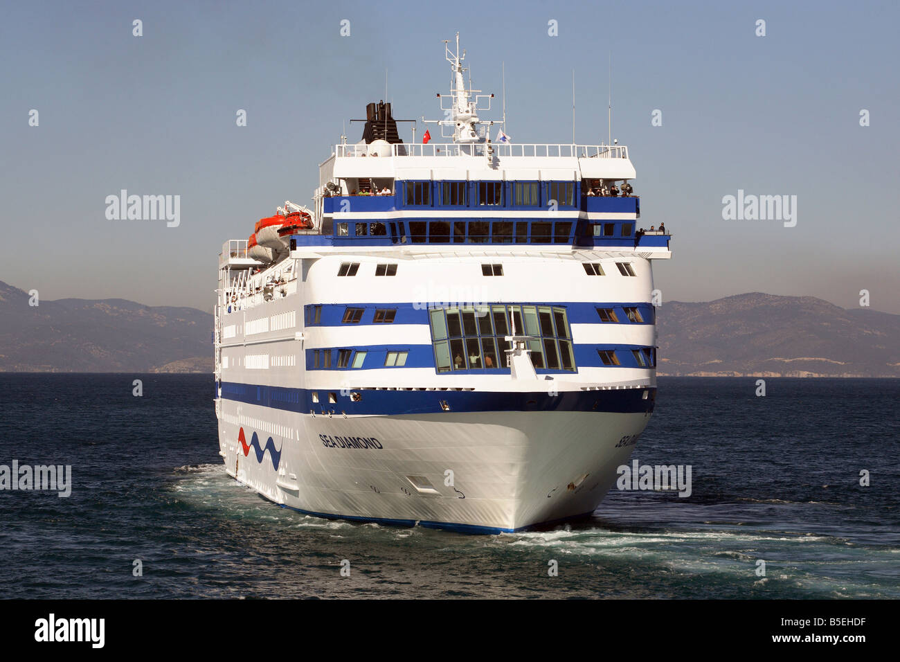 La nave passeggeri MS Diamante del mare in mare, Kusadasi, Turchia Foto Stock