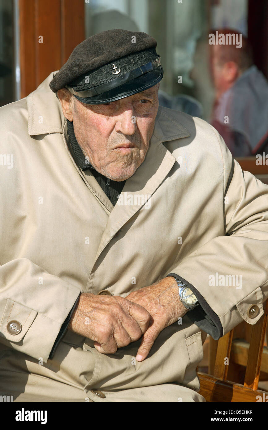 Ritratto di un vecchio pescatore Foto Stock