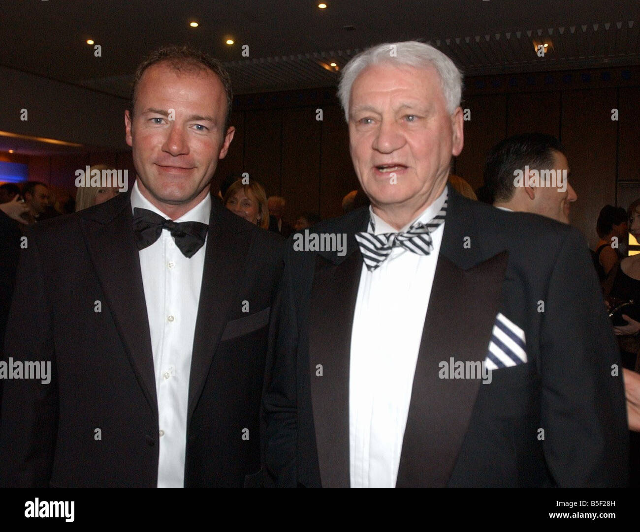 St Cuthberts cura la cena presso l'Hotel Hilton dove Sir Bobby Robson ha ricevuto un premio da Alan Shearer Foto Stock