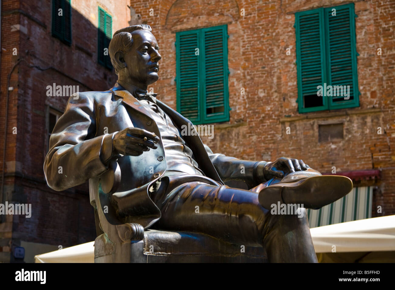 Giacomo Puccini statua, Piazza Cittadella, Lucca, Toscana, Italia Foto Stock