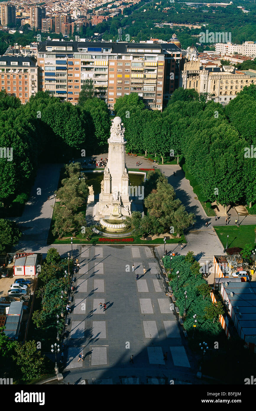 Spagna - Madrid - 'Plaza de Spagna' - Il quadrato verde - monumento - popolare luogo di incontro Foto Stock