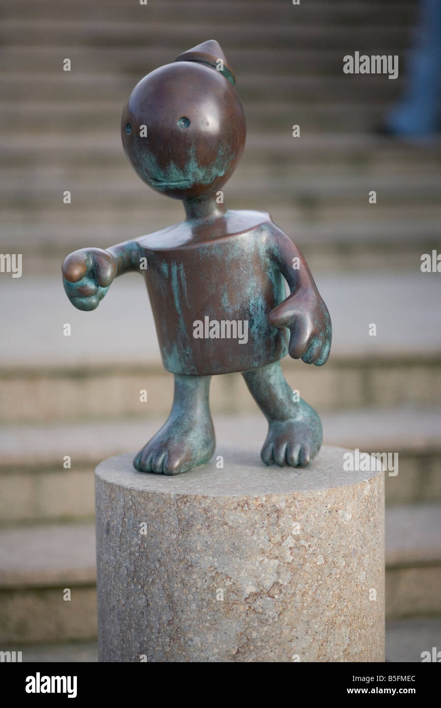 Un Tom Otterness scultura, Scheveningen, Olanda Foto Stock