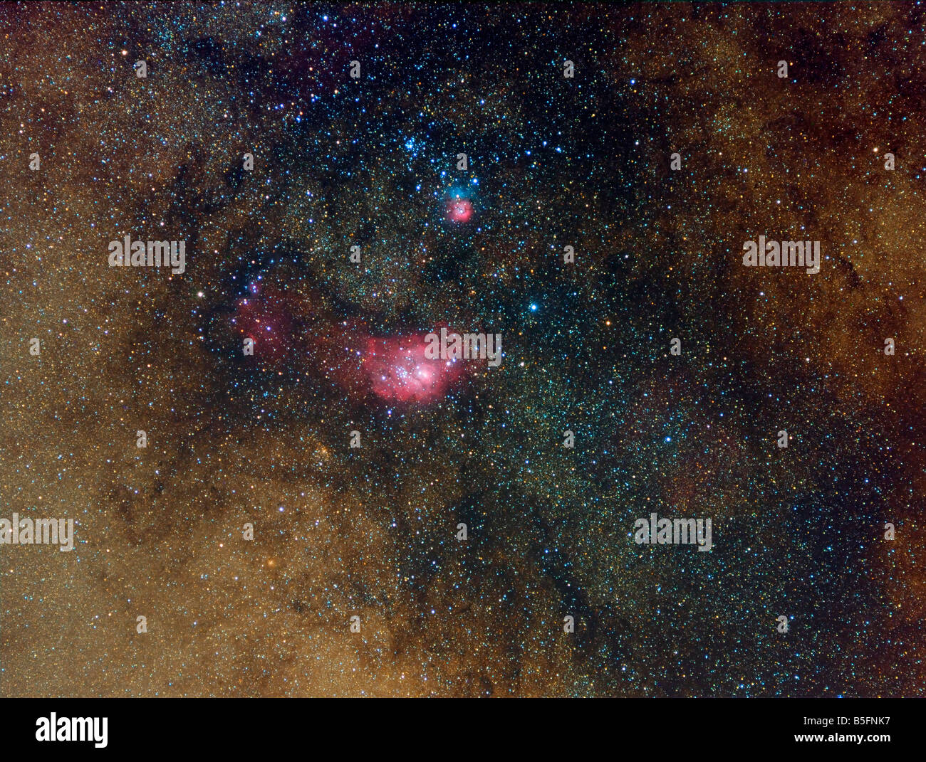 Wf consente di visualizzare delle nebulose in Sagittario. Foto Stock