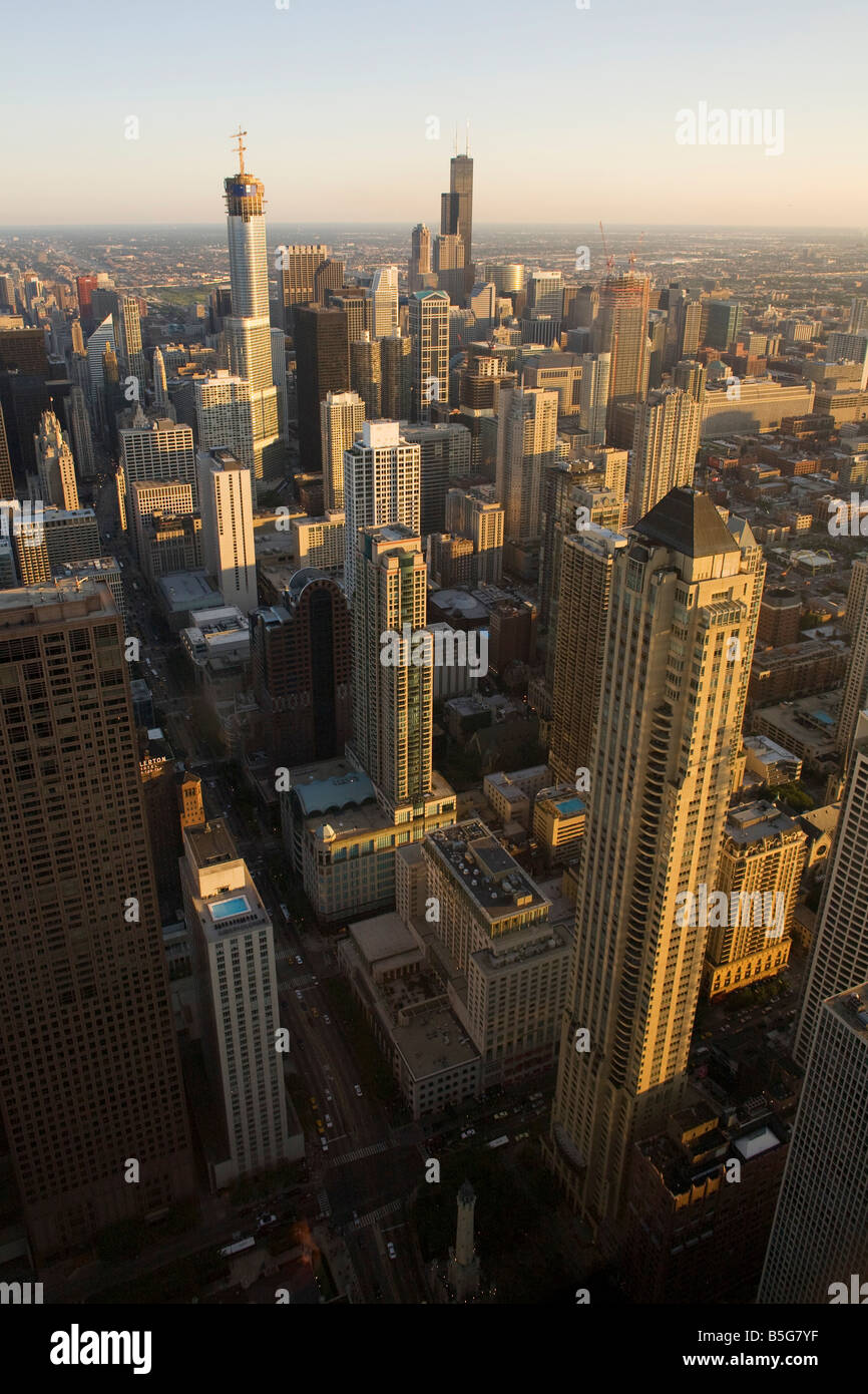 Una vista di Chicago del centro con la Sears Tower in background da John Hancock Center observatory Foto Stock
