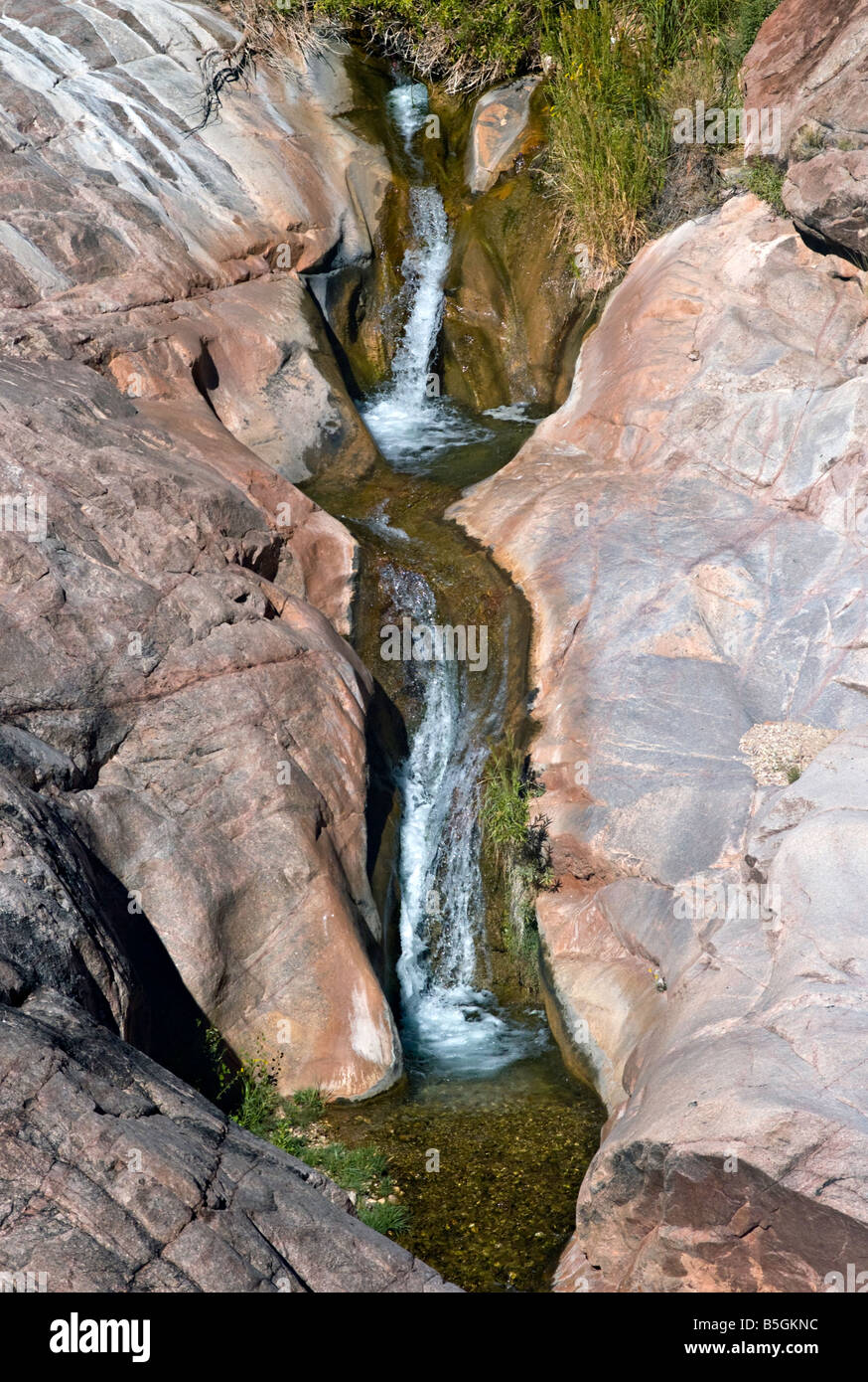 ARIZONA GRAND CANYON cascata a cascata verso il basso le rocce in Bright Angel Trail nel Grand Canyon Foto Stock