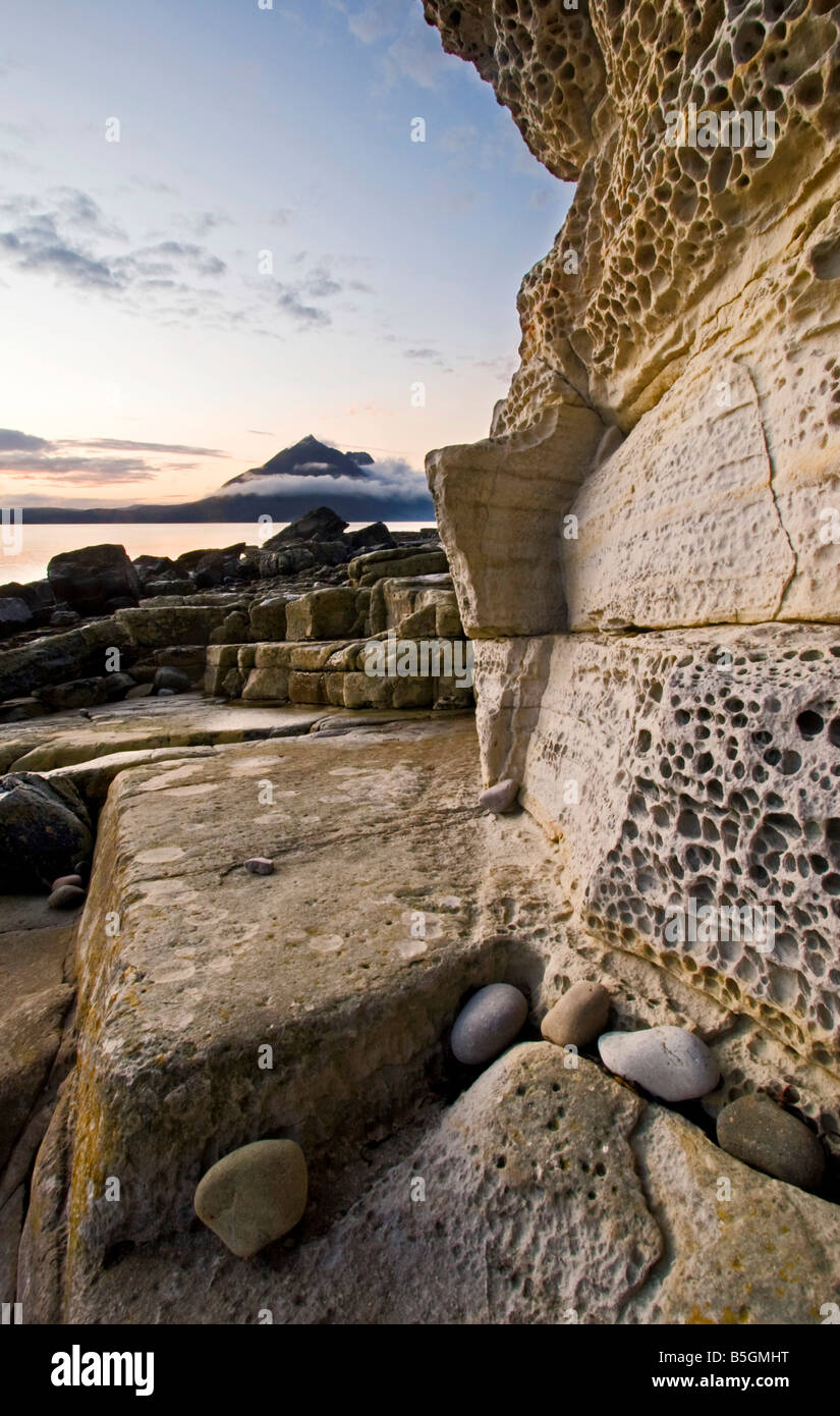 Erosi in pietra arenaria, Elgol Foto Stock