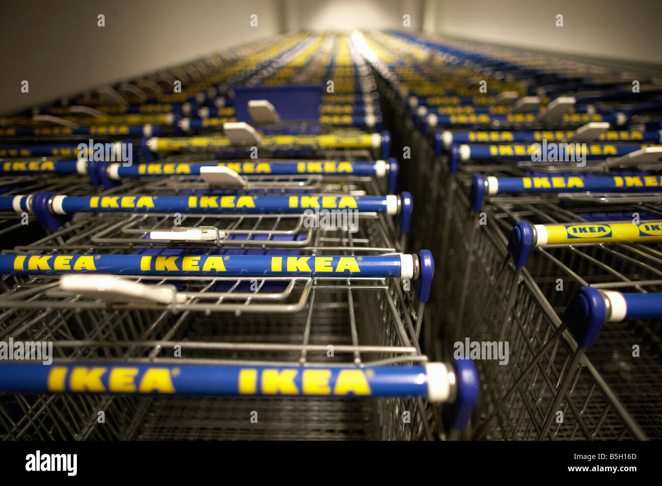 La sede centrale del negozio IKEA in Almhult Svezia Foto stock - Alamy