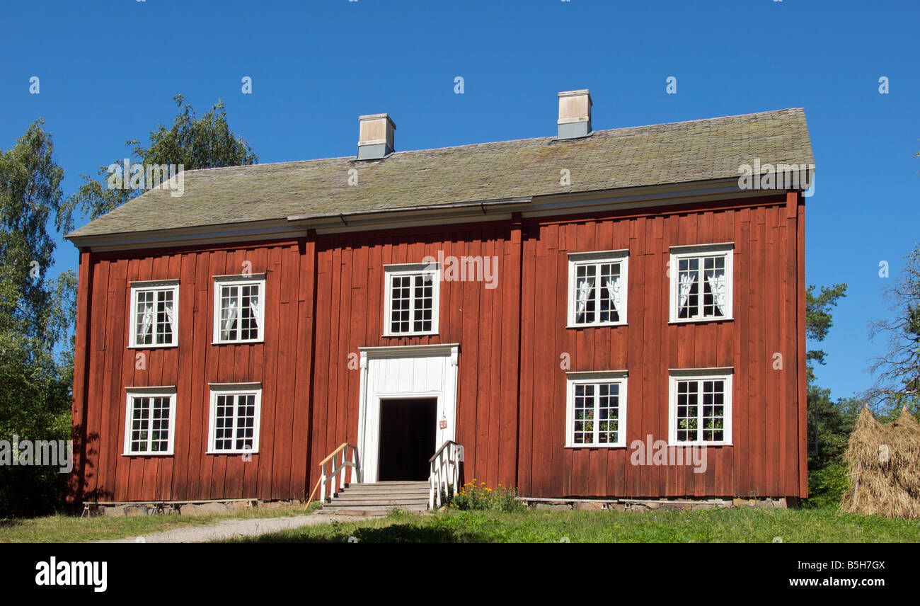 Vecchia casa in legno Skansen Djurgarden Stoccolma Svezia Foto Stock