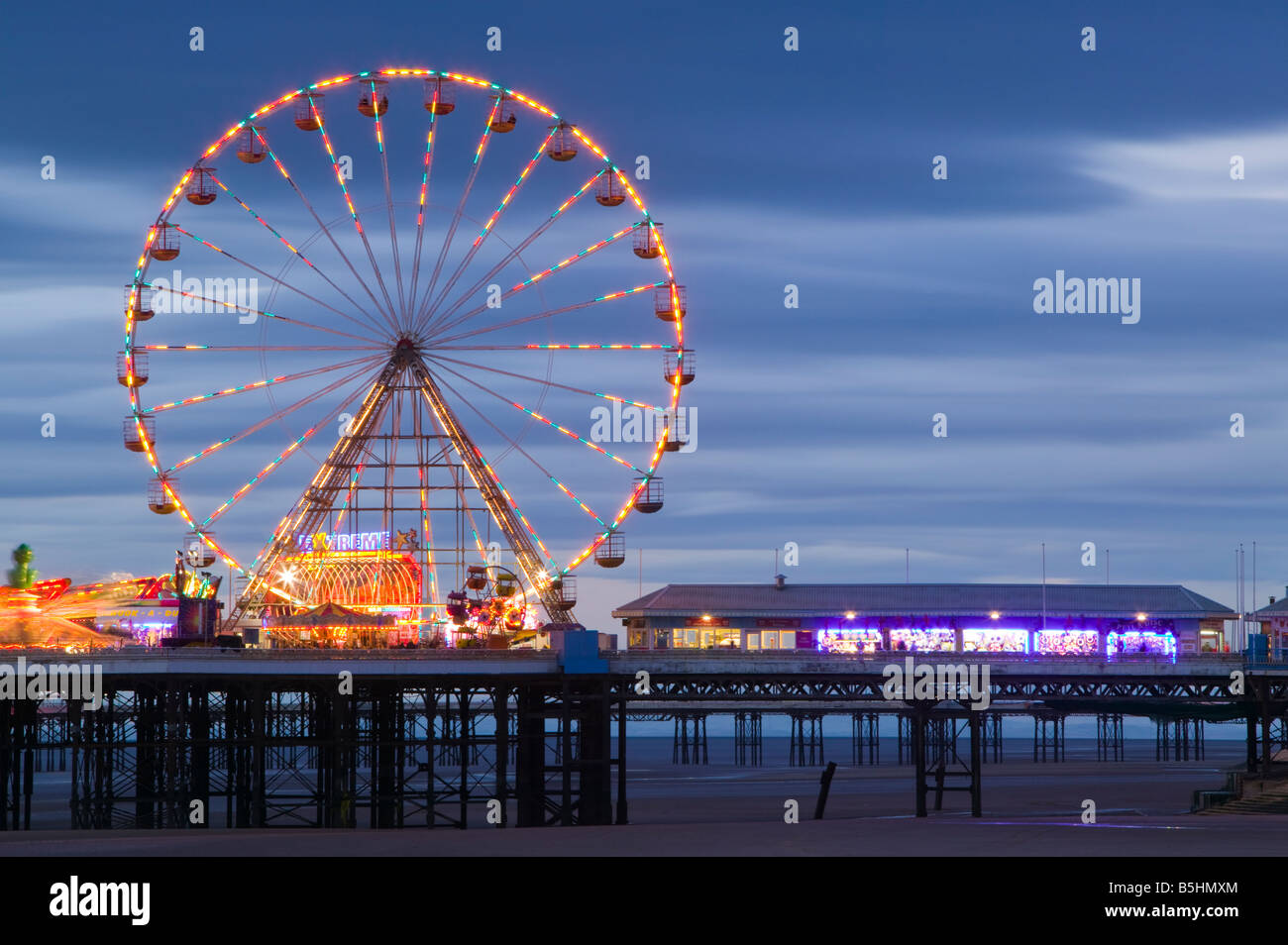 La ruota panoramica del Central Pier di Blackpool, Lancashire, Inghilterra, Regno Unito. Foto Stock