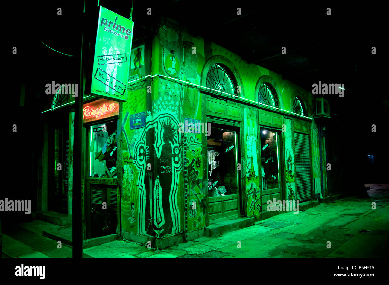 La Plaka quartiere per lo shopping di luce verde Atene Grecia greco Foto Stock