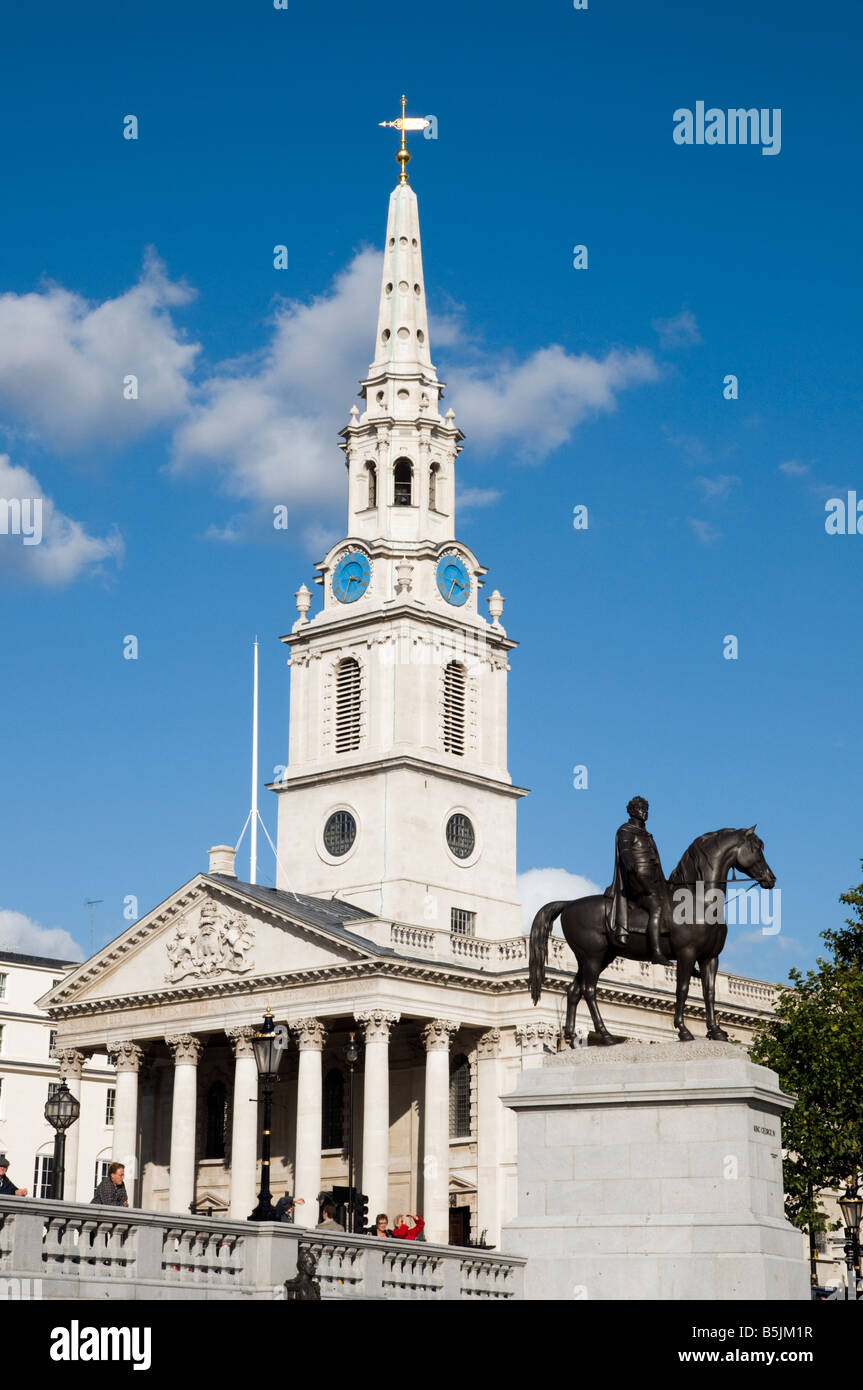 St Martin nei campi chiesa in Trafalgar Square Londra Inghilterra REGNO UNITO Foto Stock